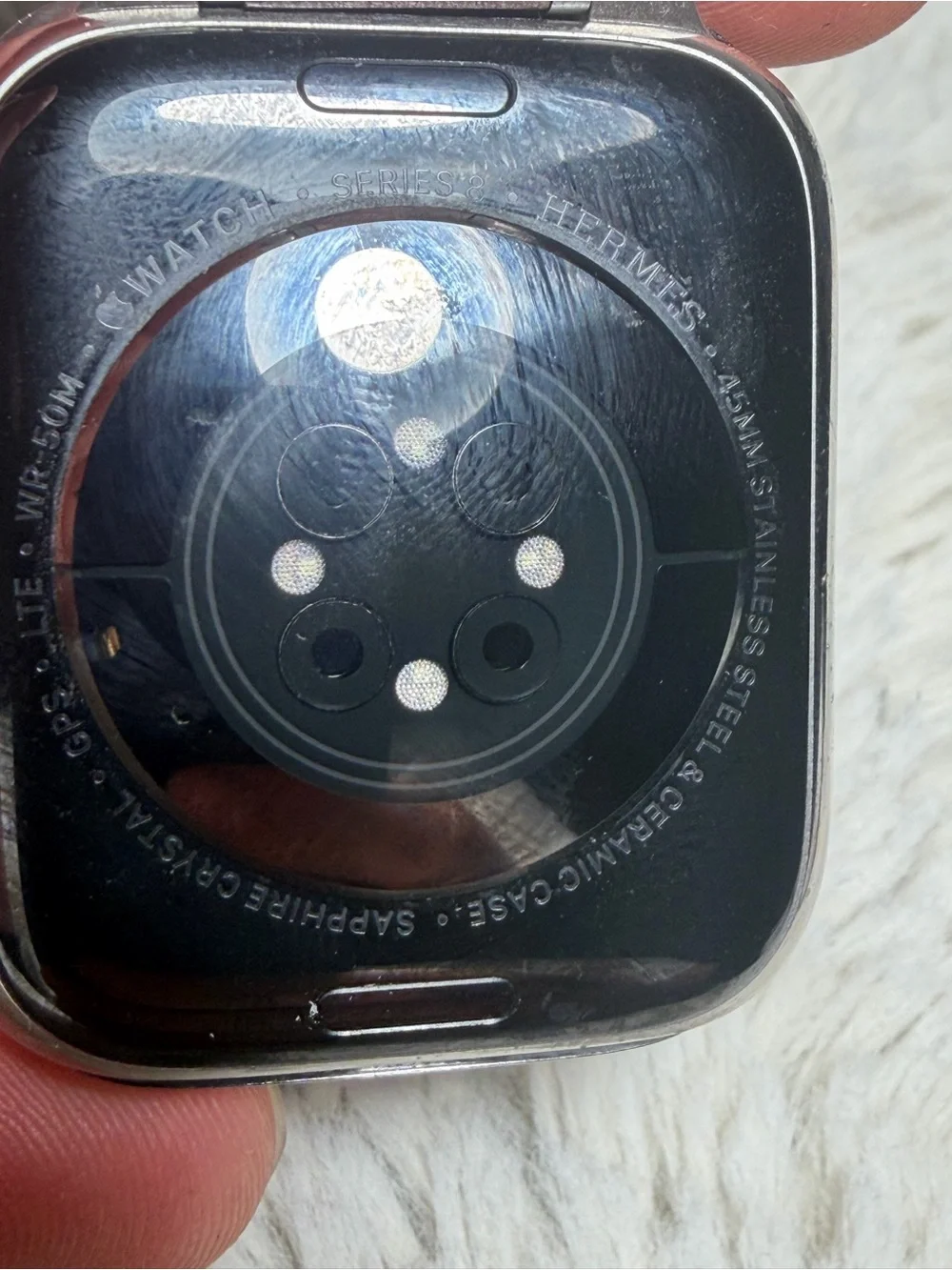 Apple hermes watch series 8 44mm (water Damage)